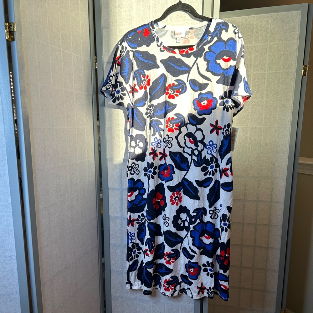 NWT LuLaRoe Marly mid length dress with hidden side pockets